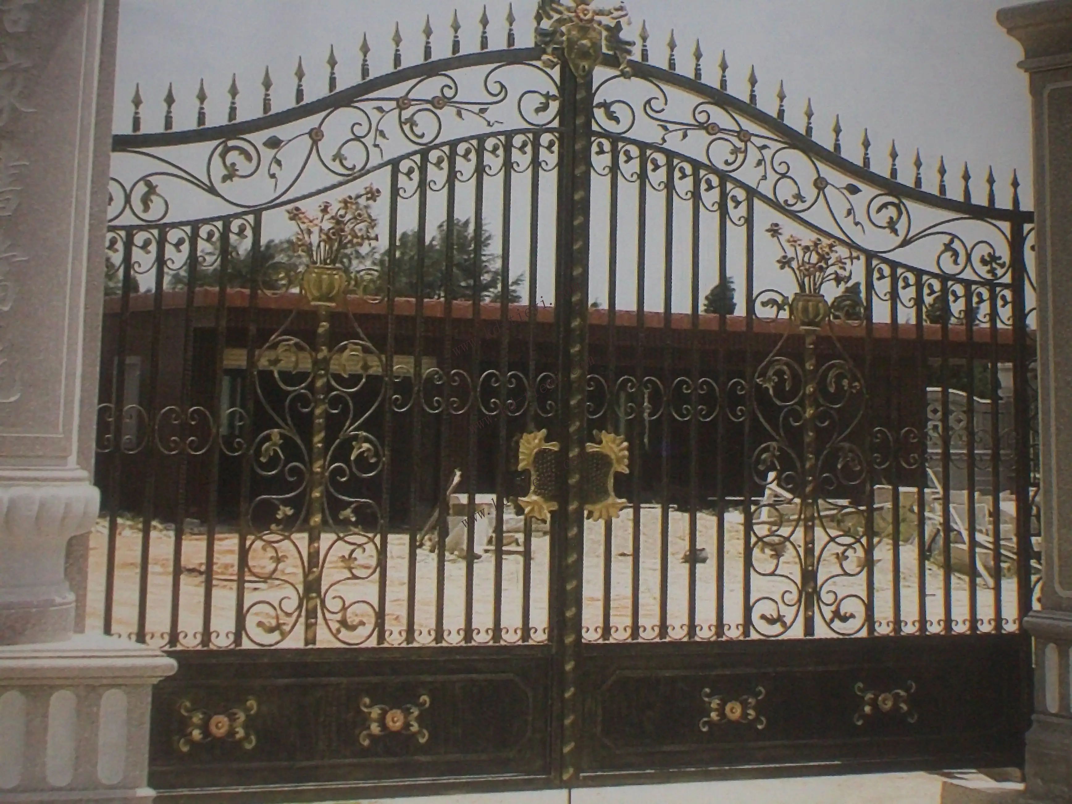 iron gate008